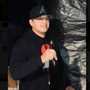 Meet your Posher, Adrian